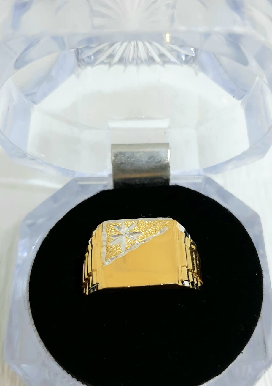 Gold Gent Ring